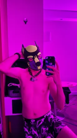 OnlyFans cuenta pupderek avatar 1