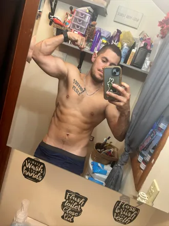 OnlyFans cuenta mcraka header 2