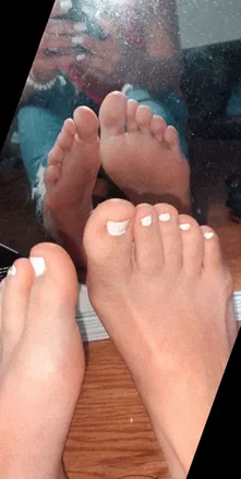 OnlyFans cuenta badbitchfeett header 2