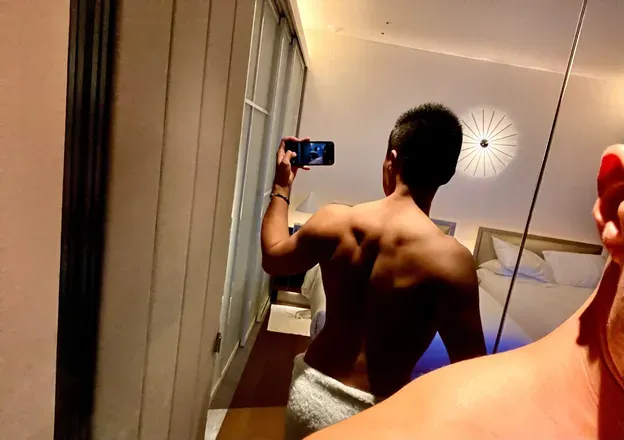 OnlyFans cuenta re_uni header 2