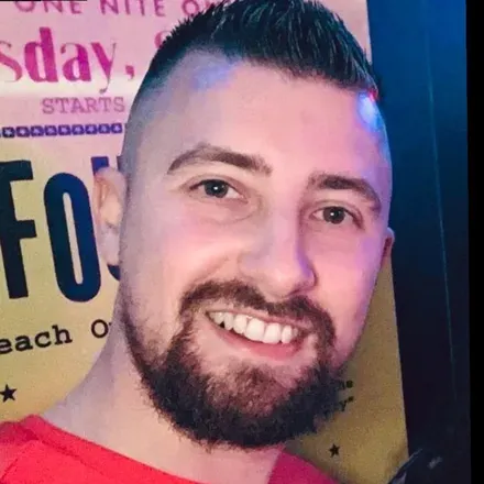 OnlyFans cuenta jamesfetish avatar 1