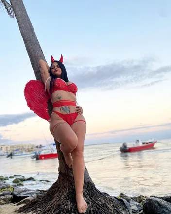 OnlyFans cuenta u280988212 header 2