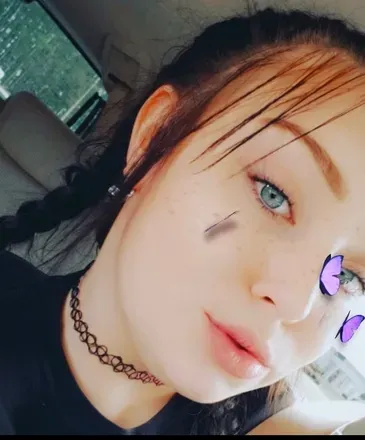 OnlyFans account  littlehippie42000 avatar 1