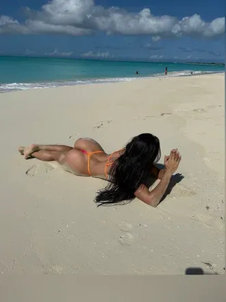 OnlyFans cuenta manciniella header 2