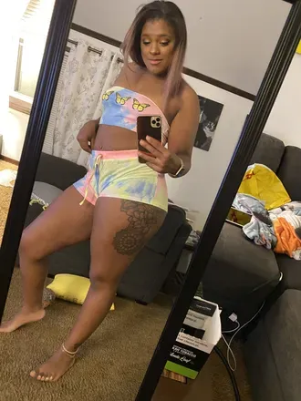 OnlyFans cuenta via_xo header 2