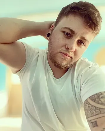 OnlyFans account  focalpoint avatar 1