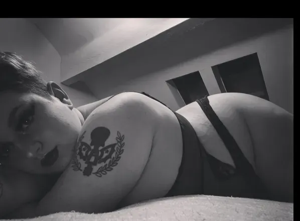 OnlyFans cuenta countessraven header 2