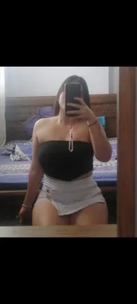 OnlyFans account  rosewar header 2