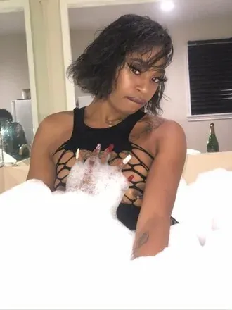OnlyFans cuenta iamreignmonroe avatar 1