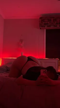 OnlyFans account  baby_g_irl123 header 2