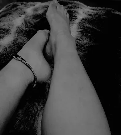 OnlyFans cuenta your_sweet_feet header 2
