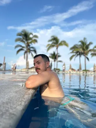 OnlyFans account  ferfx avatar 1