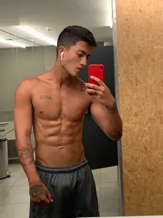 OnlyFans cuenta rawellypr avatar 1