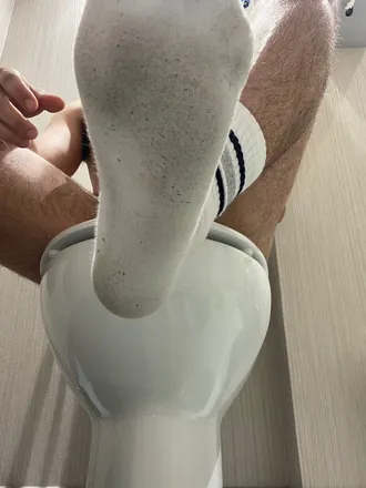 OnlyFans cuenta dirtyfootsweaty header 2