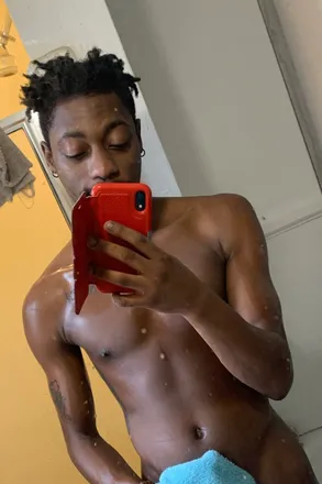 OnlyFans cuenta slyguy1125 header 2