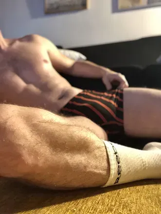 OnlyFans cuenta jeunebg header 2