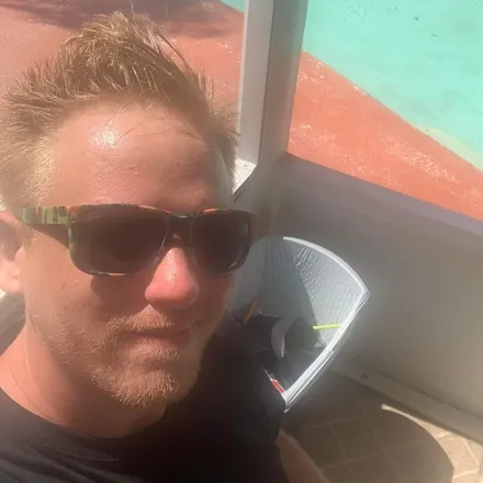 OnlyFans cuenta sexyd420 header 2