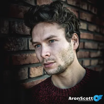 OnlyFans cuenta aronscottnl avatar 1
