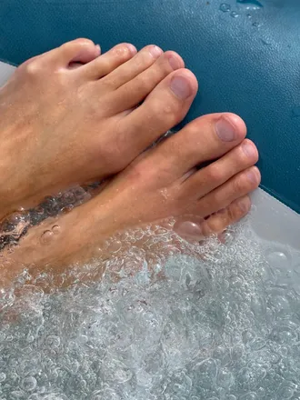 OnlyFans cuenta robyns-feet header 2