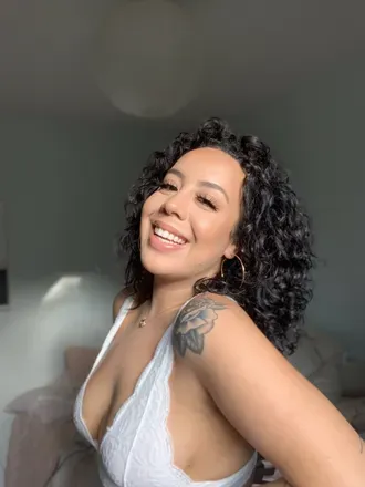 OnlyFans cuenta cherrybombis avatar 1