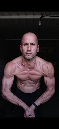 OnlyFans account  tri104 header 2