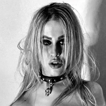 OnlyFans cuenta avrilvixxxenvip avatar 1