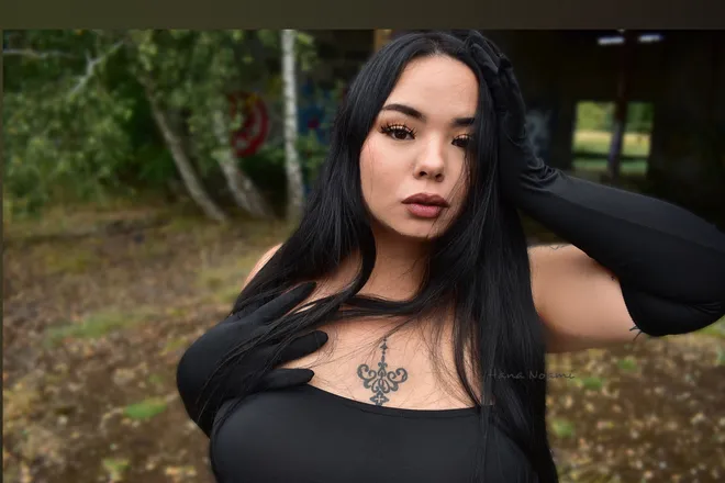 OnlyFans cuenta hana-noami header 2