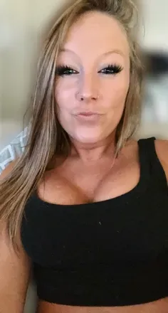 OnlyFans cuenta laurencakezzz avatar 1