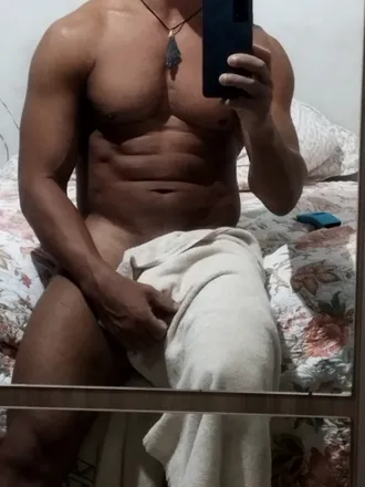 OnlyFans account  u310493718 header 2