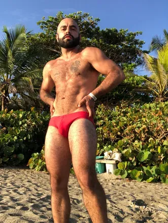 OnlyFans account  johnnyonasis avatar 1