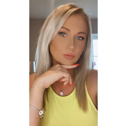 OnlyFans account  lilmissblondielocks avatar 1