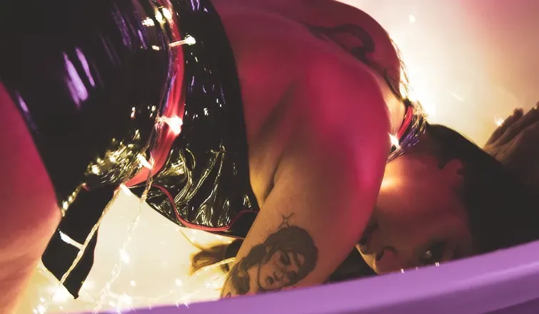 OnlyFans cuenta artemysia header 2