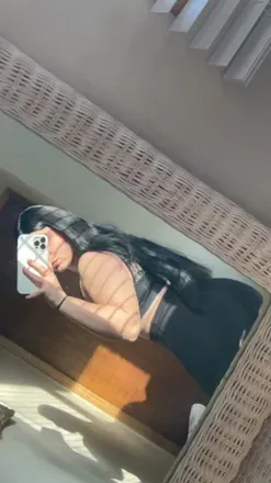 OnlyFans cuenta snowbunnydee header 2