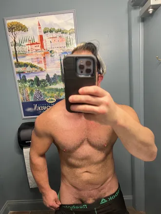 OnlyFans cuenta theshreddedgrizzly header 2