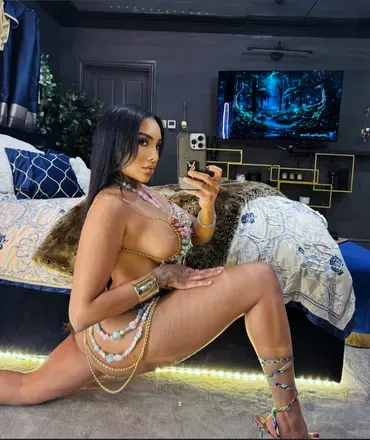OnlyFans cuenta journeymission header 2
