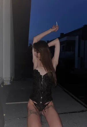 OnlyFans account  ishidy header 2