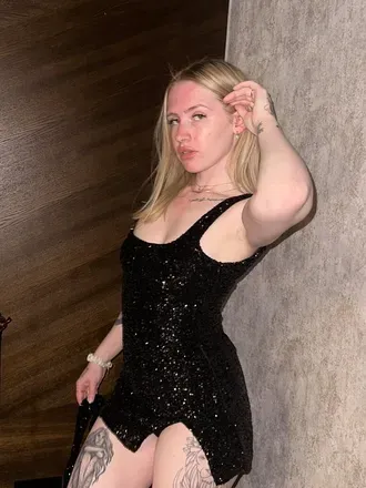 OnlyFans cuenta rougeredbxtch avatar 1