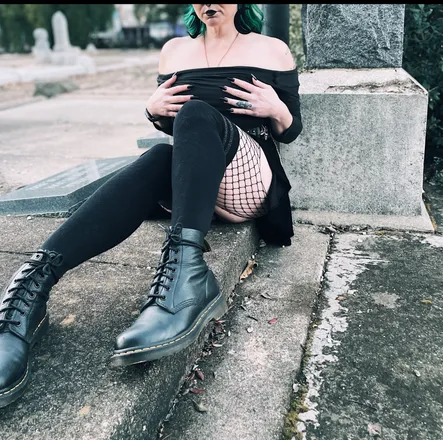 OnlyFans cuenta cemeteryghoul avatar 1