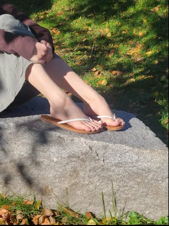 OnlyFans cuenta barefootbun3 header 2
