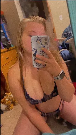 OnlyFans cuenta sexiesav18 avatar 1