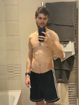 OnlyFans cuenta riconels header 2