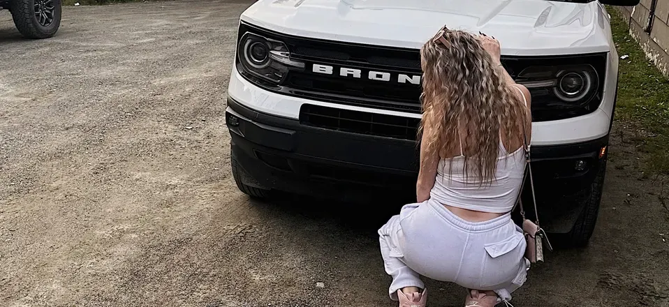 OnlyFans cuenta tayiorr header 2