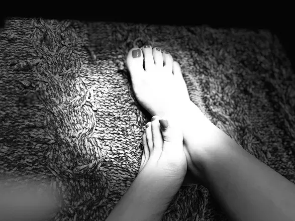 OnlyFans cuenta pinkysexyfeet header 2