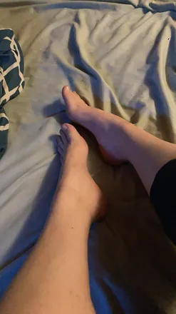 OnlyFans cuenta smolfeet2022 header 2