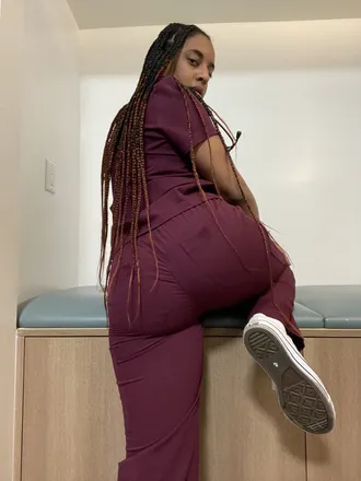 OnlyFans cuenta nursebootyyy header 2
