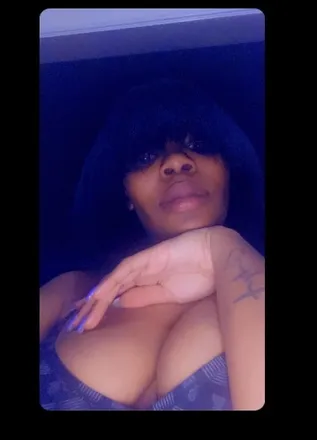 OnlyFans cuenta hotelloverlane header 2