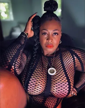 OnlyFans cuenta mothegoddessbody avatar 1