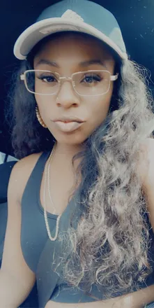 OnlyFans account  desnherbag header 2