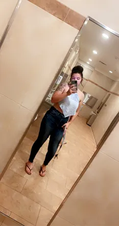 OnlyFans cuenta u194696654 header 2