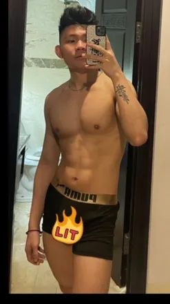 OnlyFans account  olesnivlam header 2